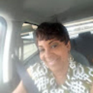 Meet your Posher, Cynthia